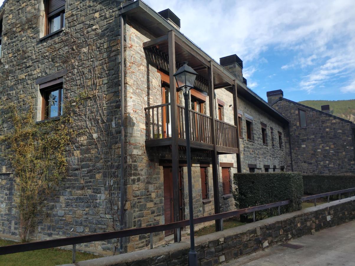 Apartamento Luga Castiello de Jaca Exterior foto